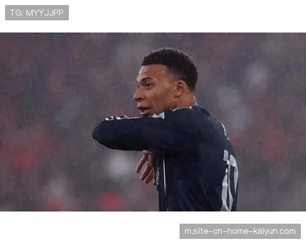 巴列罗运动能力成亮点 本菲卡后腰限制姆巴佩表现抢眼