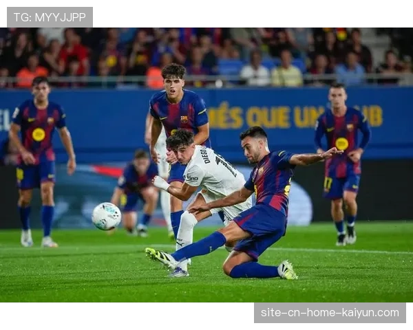 巴萨球员费尔明赛后分享进攻型中场位置偏好与进球心得